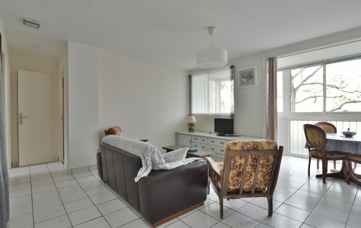 4 Pièces CHOLET (49300)  73 m2 730 € 