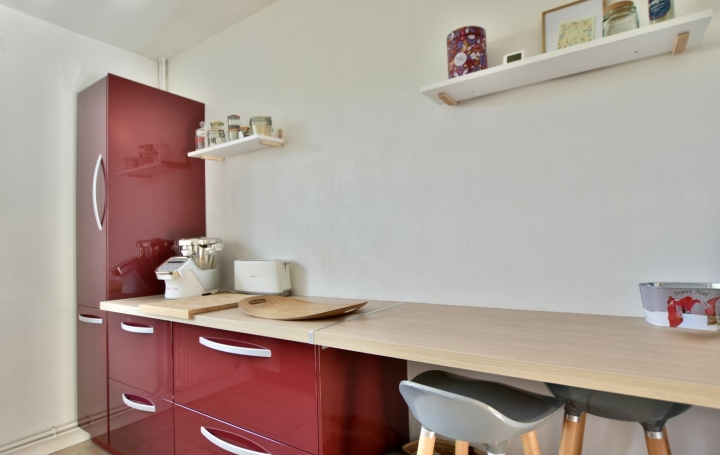 3 Pièces CHOLET (49300)  65 m2 750 € 