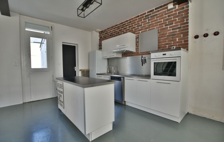 Maison CHOLET (49300)  69 m2 760 € 