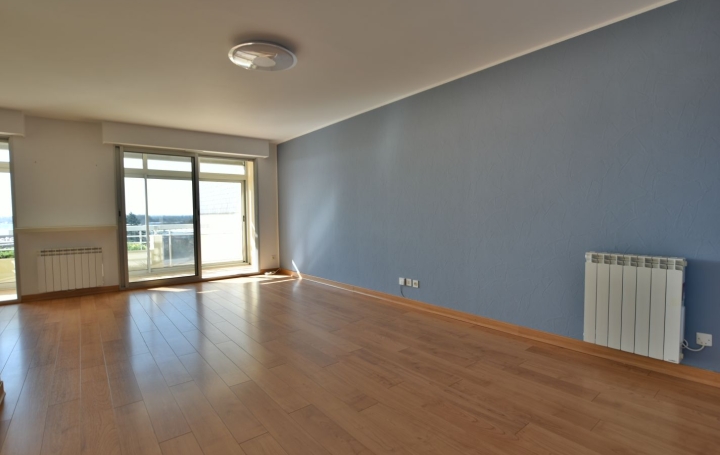 3 Pièces CHOLET (49300)  90 m2 850 € 