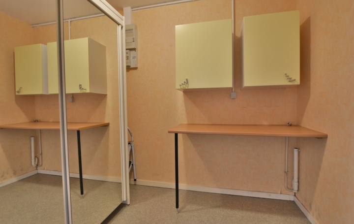 3 Pièces CHOLET (49300)  90 m2 850 € 