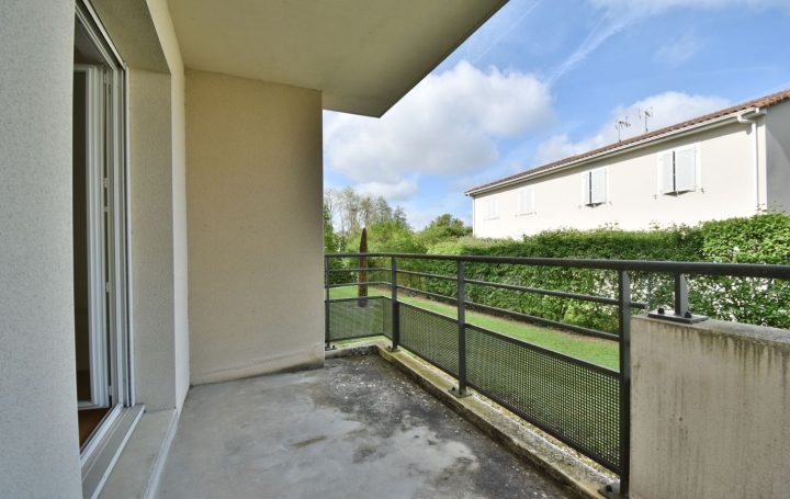 3 Pièces CHOLET (49300)  57 m2 730 € 