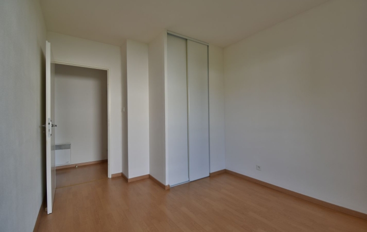 3 Pièces CHOLET (49300)  57 m2 730 € 