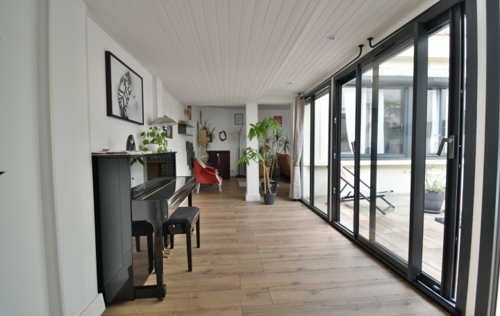 4 Pièces CHOLET (49300)  148 m2 1 100 € 