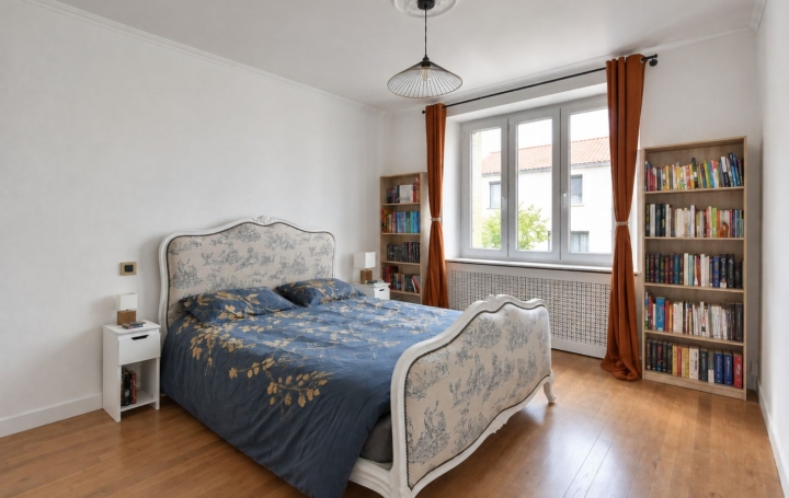 Maison CHOLET (49300)  82 m2 827 € 