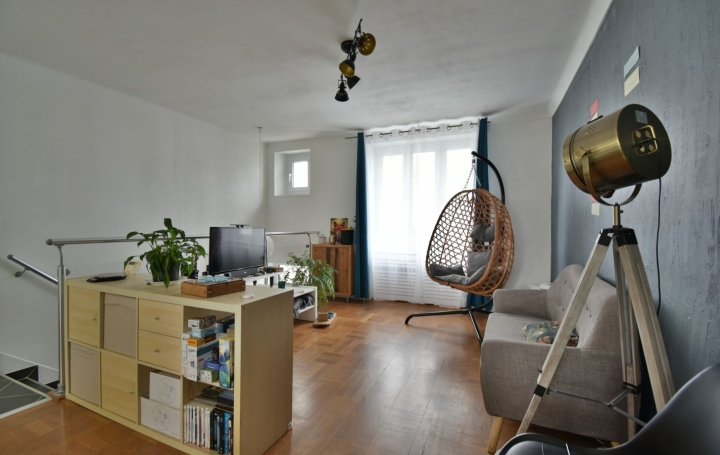 Maison CHOLET (49300)  82 m2 827 € 