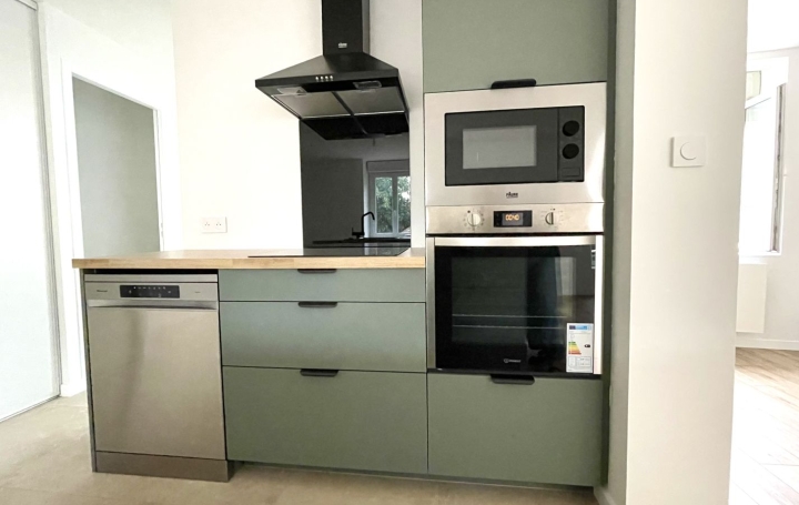 4 Pièces CHOLET (49300)  96 m2 950 € 