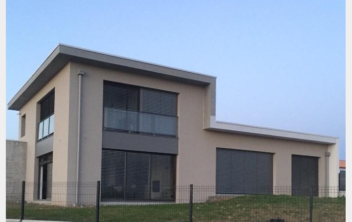 Réseau Immo-diffusion : Maison  MAZIERES-EN-MAUGES  170 m2 440 000 € 