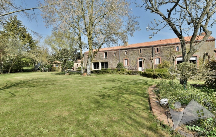 Maison SAINT-LEGER-SOUS-CHOLET (49280)  227 m2 527 000 € 