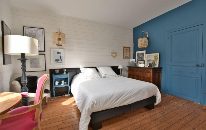 Maison MORTAGNE-SUR-SEVRE (85290)  208 m2 399 000 € 