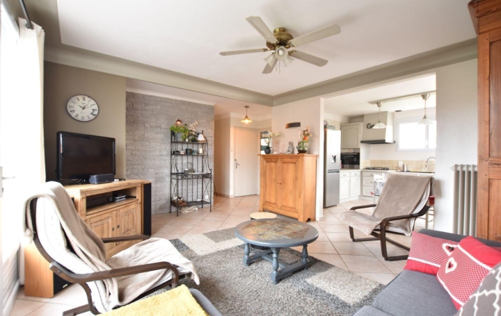 Réseau Immo-diffusion : Maison  LE MAY-SUR-EVRE  82 m2 179 900 € 