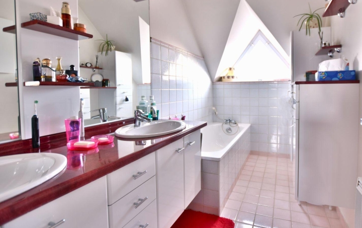 Maison CHOLET (49300)  113 m2 235 900 € 