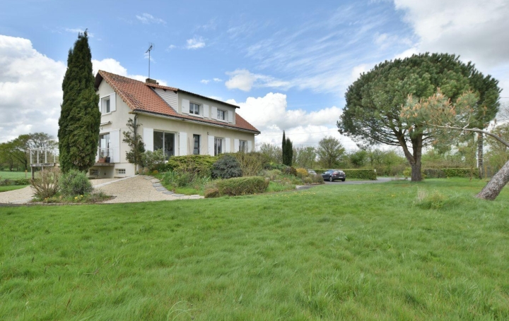 Maison / Villa CHOLET (49300) 148 m<sup>2</sup> 275 000 € 