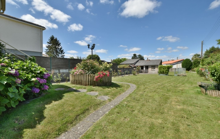 Réseau Immo-diffusion : Maison  SAINT-LEGER-SOUS-CHOLET  85 m2 194 250 € 