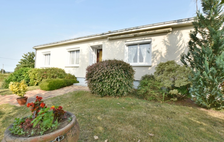 Réseau Immo-diffusion : Maison  SAINT-PIERRE-DES-ECHAUBROGNES  107 m2 194 250 € 