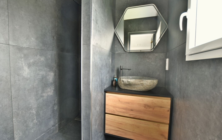 Maison CHOLET (49300)  224 m2 689 900 € 