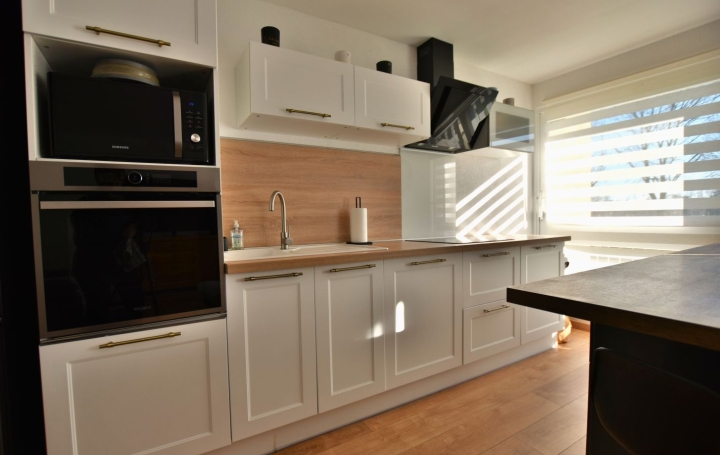 5 Pièces CHOLET (49300)  104 m2 171 900 € 