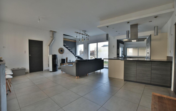 Maison LES CERQUEUX (49360)  85 m2 159 900 € 