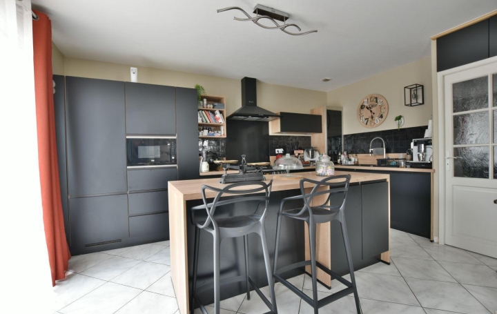 Maison LA SEGUINIERE (49280)  126 m2 299 900 € 