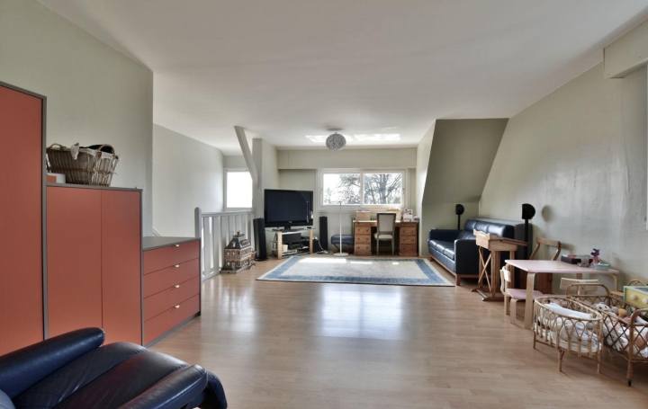 Maison CHOLET (49300)  220 m2 551 200 € 