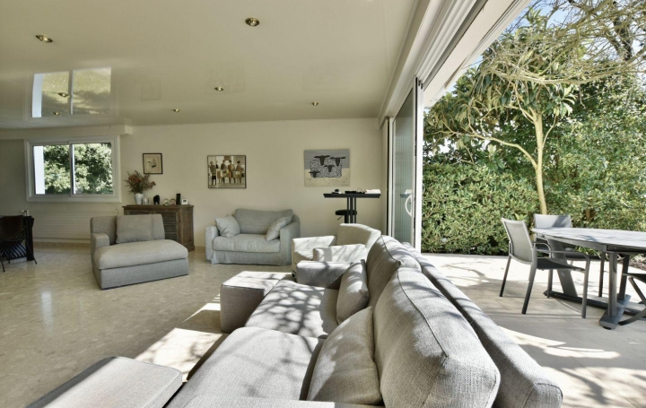 Maison CHOLET (49300)  220 m2 551 200 € 