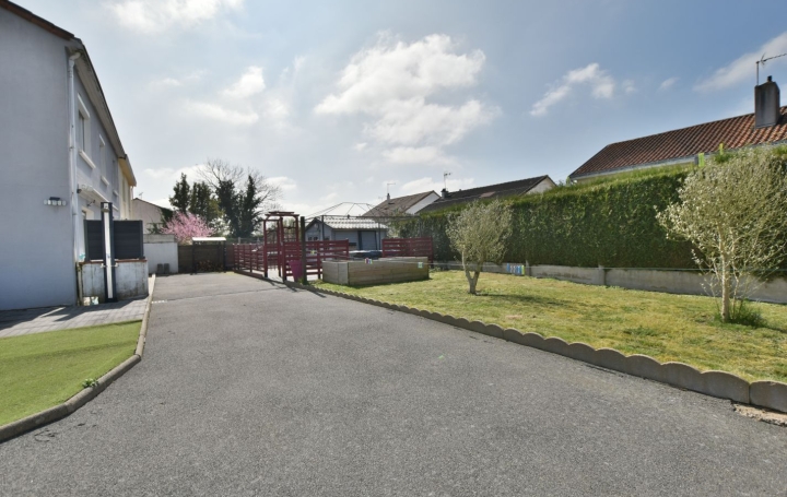 Maison LA TESSOUALLE (49280)  108 m2 256 900 € 