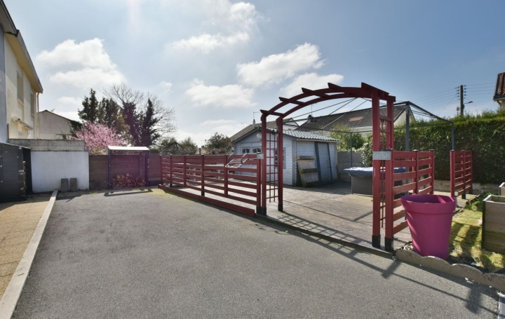 Maison LA TESSOUALLE (49280)  108 m2 256 900 € 