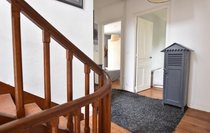 Maison CHOLET (49300)  210 m2 399 900 € 