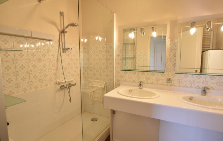 4 Pièces CHOLET (49300)  101 m2 239 900 € 