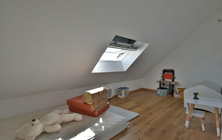 Maison CHOLET (49300)  160 m2 353 600 € 