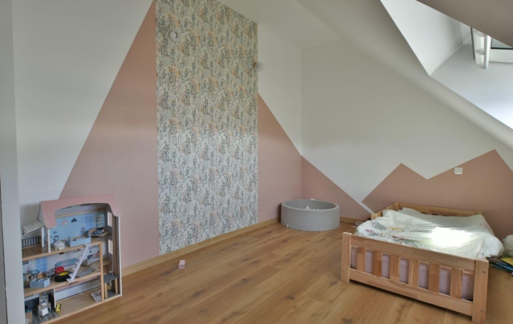 Maison CHOLET (49300)  160 m2 353 600 € 