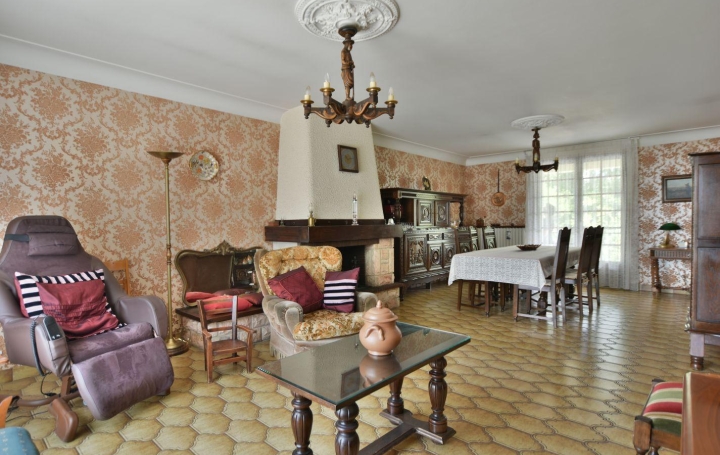 Maison CHOLET (49300)  176 m2 269 850 € 