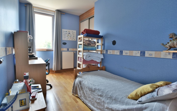 Maison CHOLET (49300)  200 m2 307 000 € 