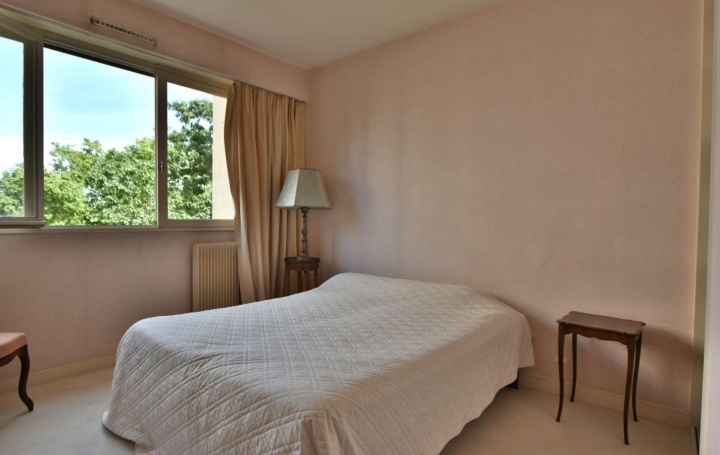 5 Pièces CHOLET (49300)  119 m2 262 500 € 