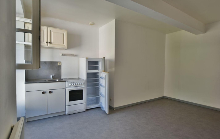 3 Pièces CHOLET (49300)  58 m2 121 900 € 