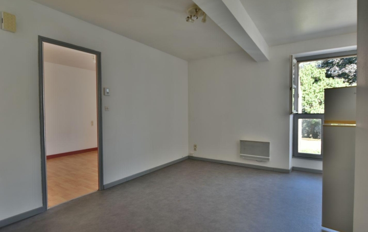 3 Pièces CHOLET (49300)  58 m2 121 900 € 