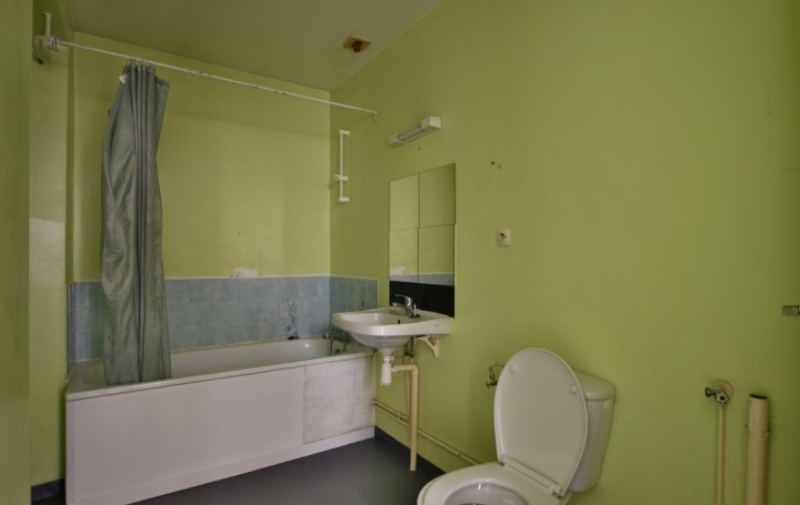 3 Pièces CHOLET (49300)  58 m2 121 900 € 