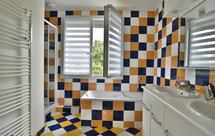 Maison CHOLET (49300)  115 m2 239 900 € 