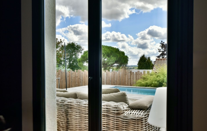 Maison CHOLET (49300)  274 m2 714 900 € 