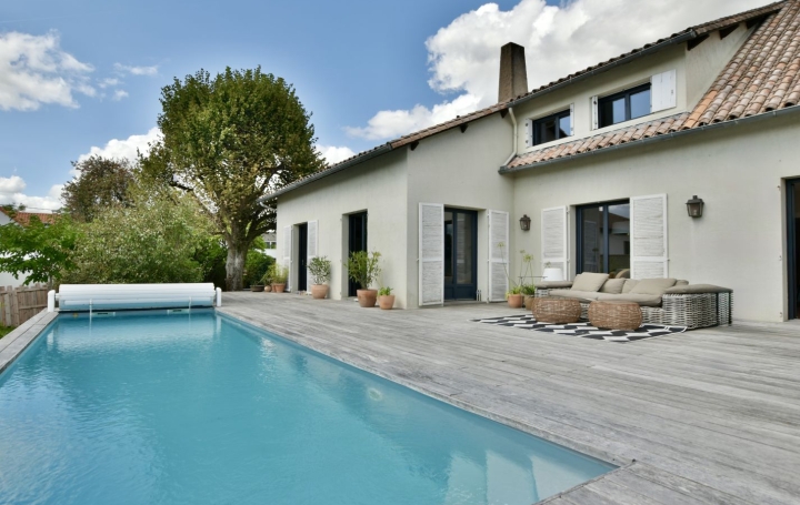 Maison / Villa CHOLET (49300) 274 m<sup>2</sup> 714 900 € 