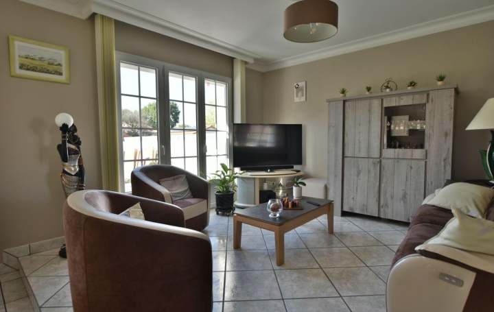 Maison SAINT-MACAIRE-EN-MAUGES (49450)  98 m2 267 750 € 