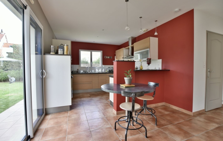 Maison CHOLET (49300)  144 m2 343 200 € 