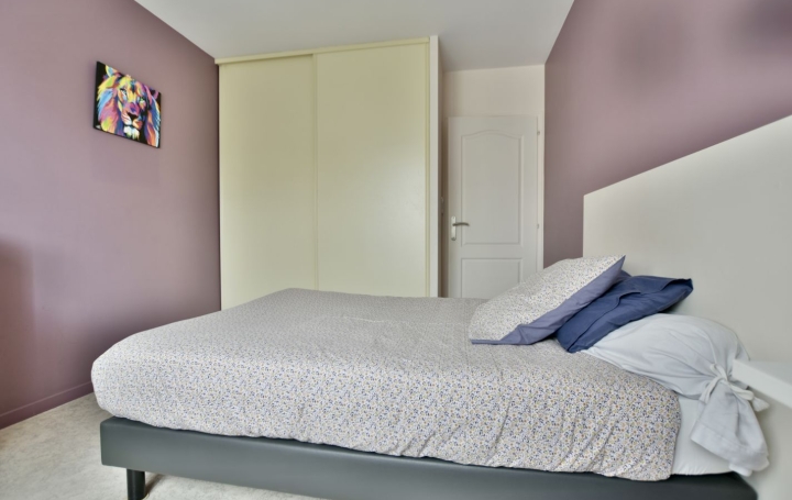 Maison CHOLET (49300)  144 m2 343 200 € 