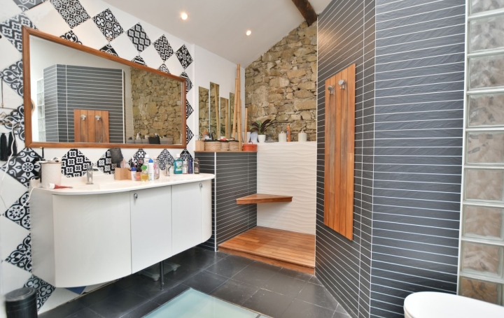 Maison CHOLET (49300)  157 m2 272 900 € 