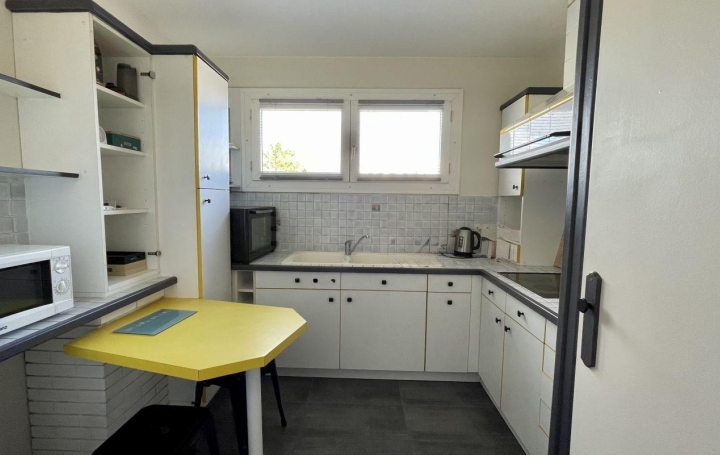 3 Pièces CHOLET (49300)  65 m2 103 000 € 