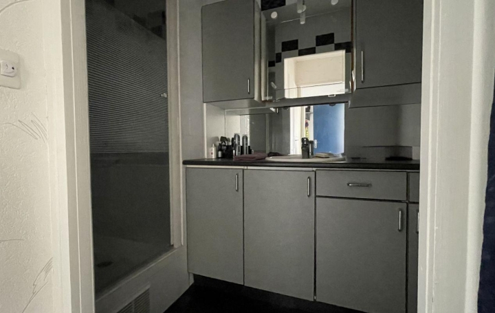 3 Pièces CHOLET (49300)  65 m2 103 000 € 