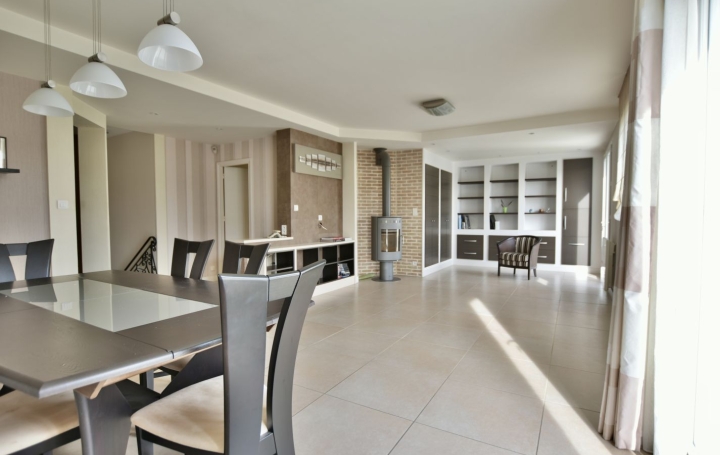 Maison CHOLET (49300)  127 m2 297 825 € 