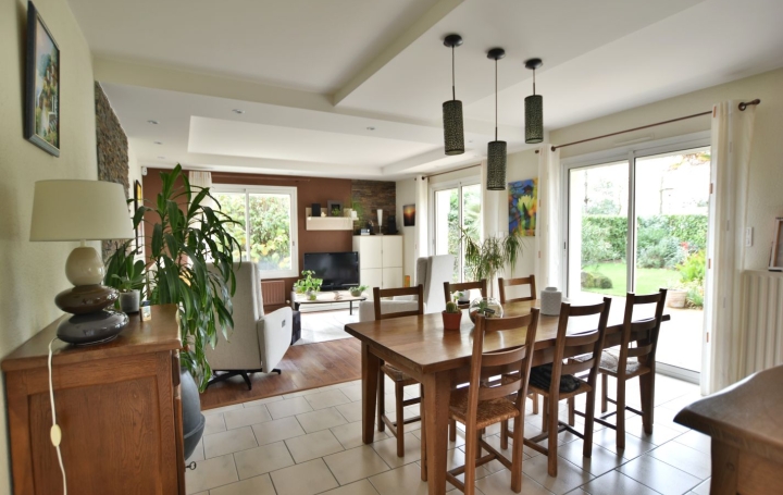 Maison CHOLET (49300)  142 m2 358 800 € 