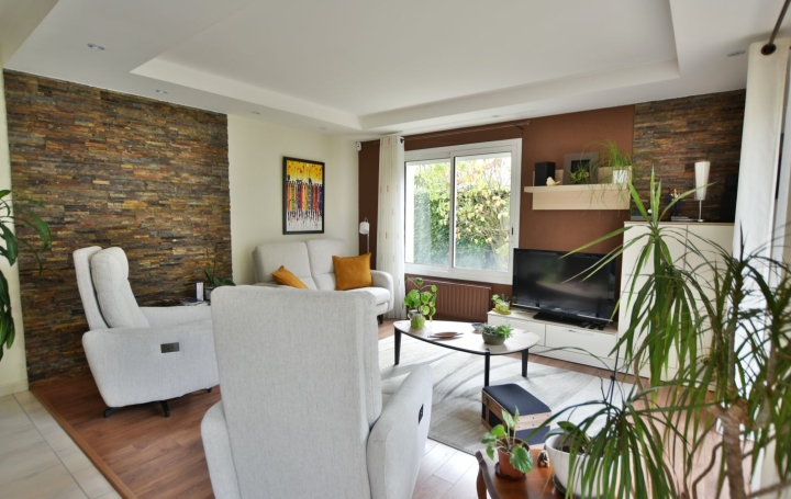 Maison CHOLET (49300)  142 m2 358 800 € 