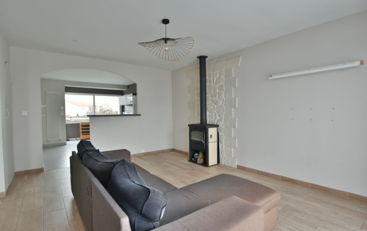 Maison SAINT-LEGER-SOUS-CHOLET (49280)  107 m2 235 000 € 